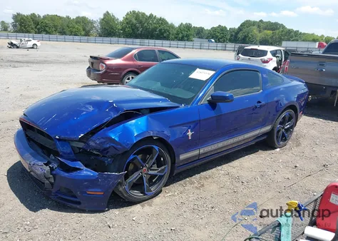 2013 Ford Mustang V6 Premium из США, поврежденный, VIN 1ZVBP8AM4D5283142